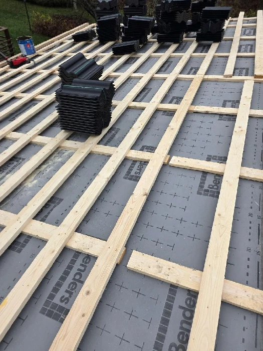 Aito betonitiilikatto tai savitiilikatto