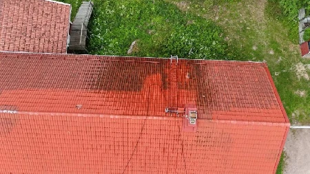 Päiväkodin katon pesu ja huolto